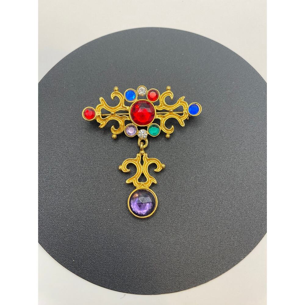 Vintage AJC Gold Tone Jeweled Drop Brooch — Renaissance Revival Style - Picture 5 of 8